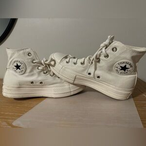 Platform white converse 8.5